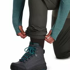 Simms Fishing Products Simms Women's Tributary Stockingfoot Waders -FLIES Sales 13616 1034 tributary stockingfoot model s23 3 1686x2100 f809d44c 1301 4866 915a e588efc6b278