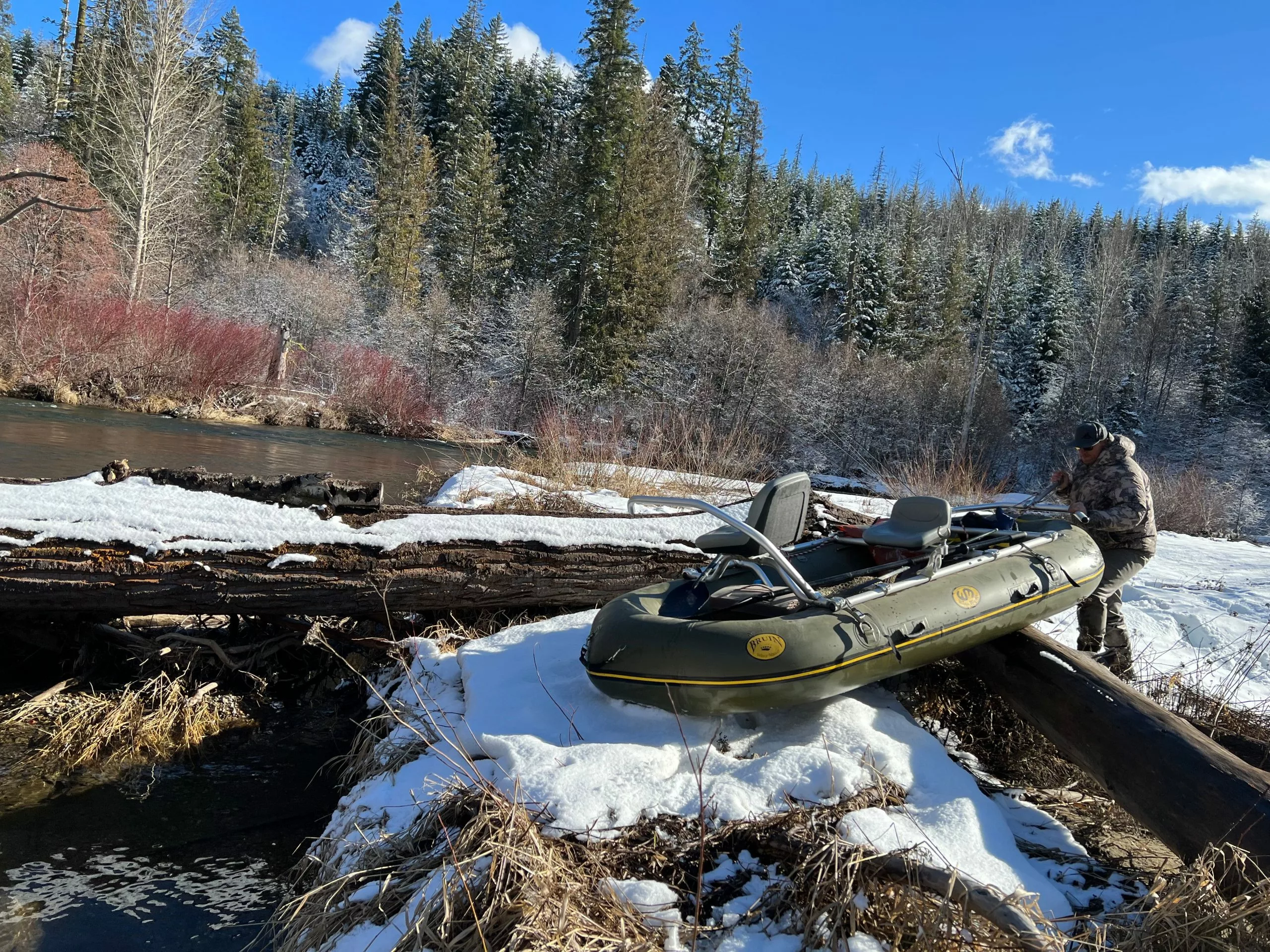 WaterMaster Bruin 2-3 Person Fishing Rafts // Upgraded With Sawyer Stealth Oars 6 WaterMaster Bruin 2-3 Person Fishing Rafts // Upgraded With Sawyer Stealth Oars - Image 4